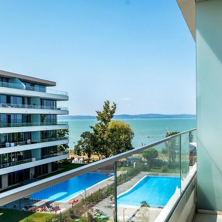 Myflat Wave Luxury 44 Suite Siofok Dış mekan fotoğraf